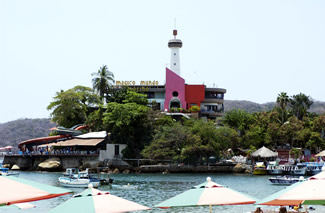 Magico Mundo Marino - Acapulco 's Aquarium and Seal Show