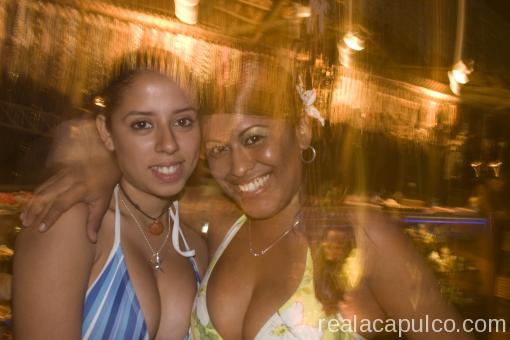Acapulco Chicas (Girls)