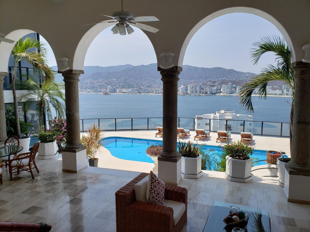 Vacation Rentals in Acapulco